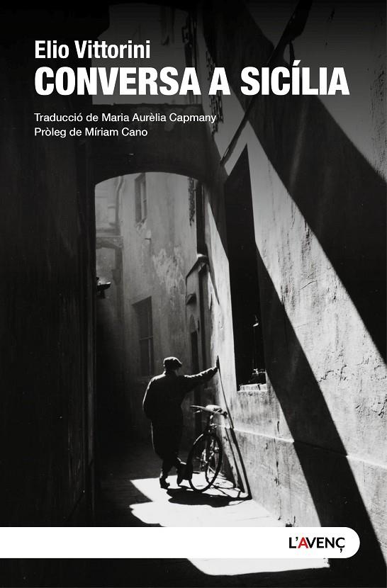 CONVERSA A SICÍLIA | 9788418680687 | VITTORINI, ELIO | Llibreria Ombra | Llibreria online de Rubí, Barcelona | Comprar llibres en català i castellà online