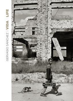 VIDA / LIFE | 9788416965083 | SÁNCHEZ, GERVASIO | Llibreria Ombra | Llibreria online de Rubí, Barcelona | Comprar llibres en català i castellà online