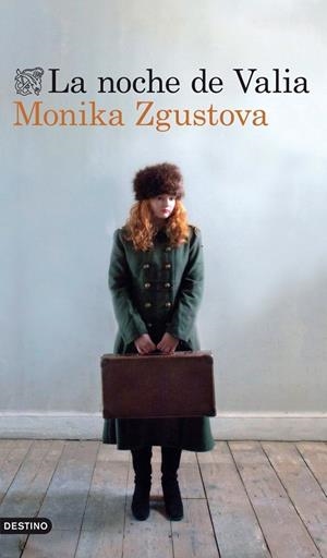 LA NOCHE DE VALIA | 9788423346318 | MONIKA ZGUSTOVA | Llibreria Ombra | Llibreria online de Rubí, Barcelona | Comprar llibres en català i castellà online